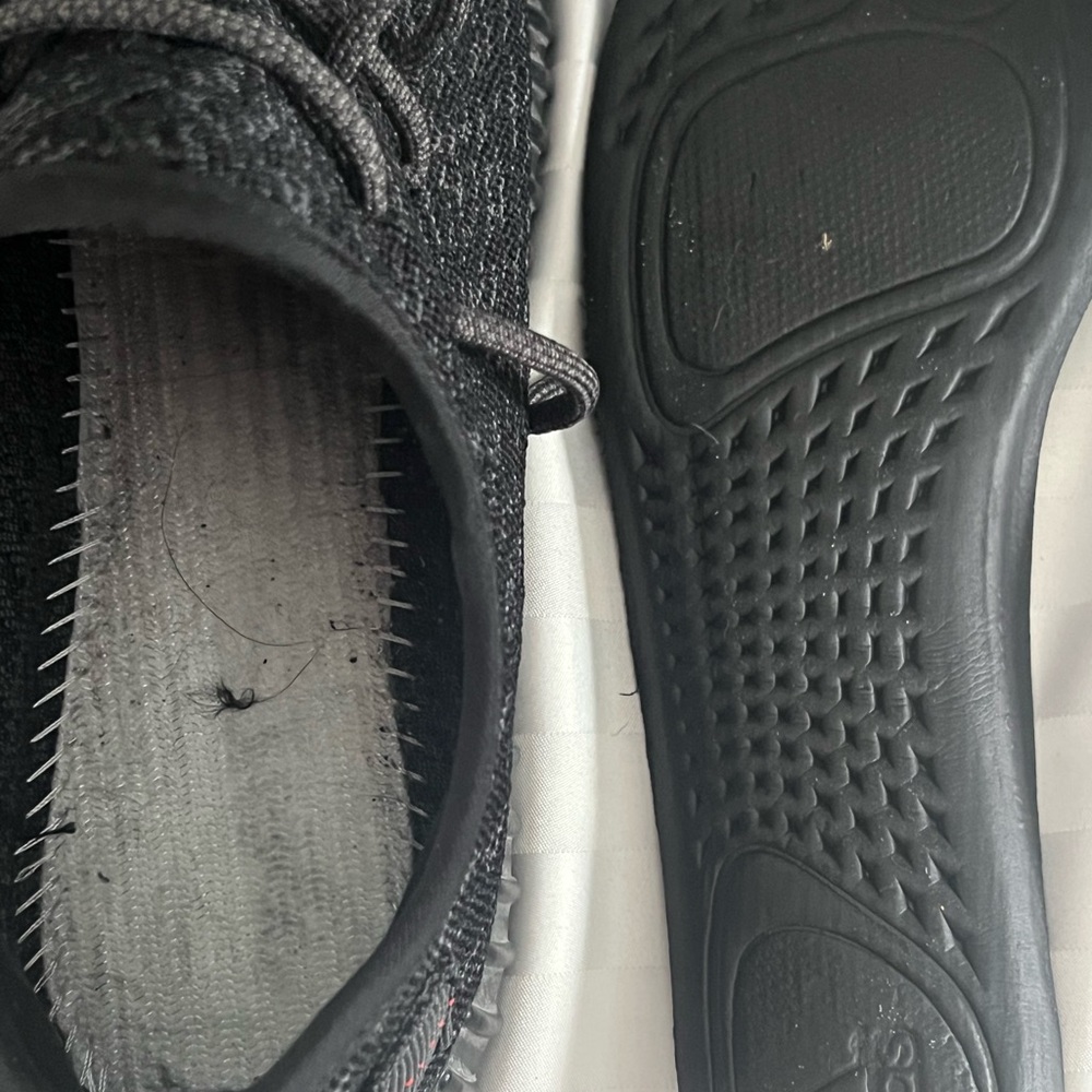 YEEZY BOOST 350 'PIRATE BLACK' 2023 - Men’s 11 - Picture 7 of 8